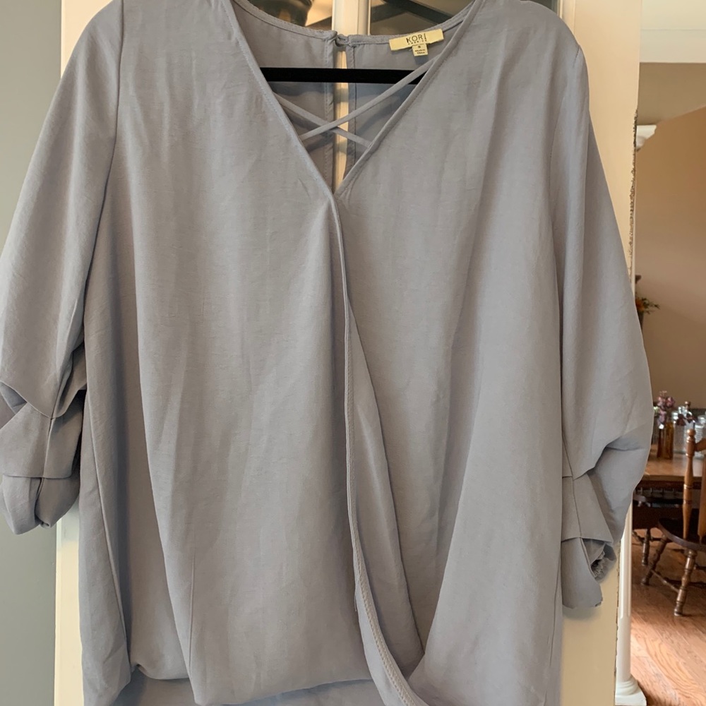 Cute Blue/Gray top